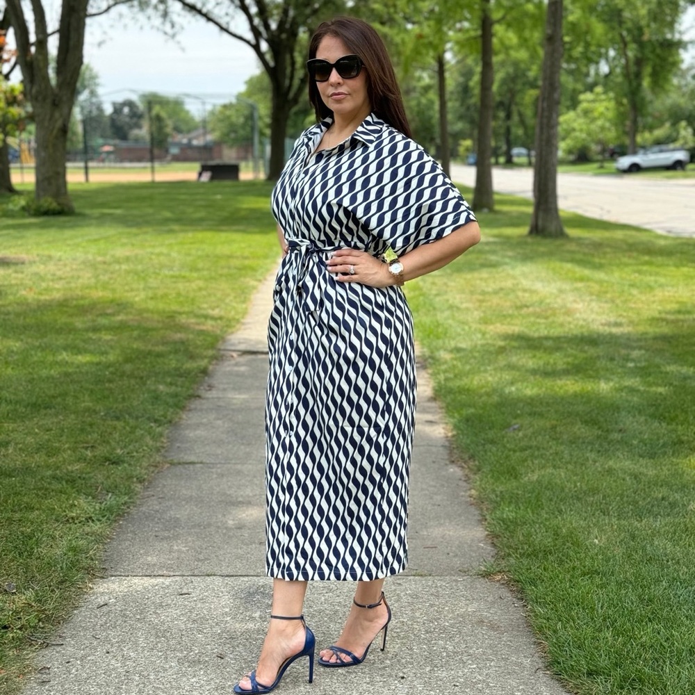 NEW WOMENS STRIPED BELTED MAXI DRESS MEDIUM